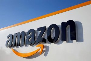 Amazon оштрафовали за лишение своих сотрудников чаевых: названа сумма санкций