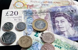 Жители одной из стран Европы неделями не пользовались наличными из-за пандемии