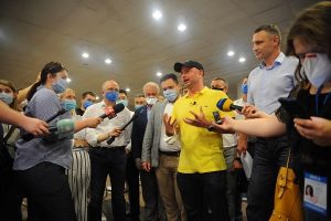 Операторы запустили 4G на 8 станциях киевского метро: где можно воспользоваться скоростным интернетом