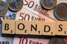 Одна из стран ЕС разместила 30-летние облигации с отрицательной доходностью