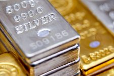 Цены на золото и серебро установили новый рекорд