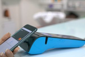 Фискализация онлайн: Mastercard и Ukrtrimex представили решение для торговцев