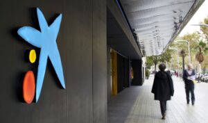 Два крупных банка Испании ведут переговоры о возможном слиянии