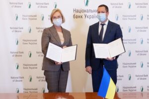 Нацбанк і омбудсмен разом захищатимуть українців від колекторів