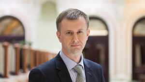 Нацбанк покинул третий за месяц топ-менеджер