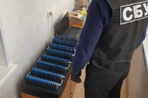 СБУ заблокувала велику ботоферму, створену під вибори