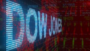 Впервые в истории: индекс Dow Jones превысил 30 тыс пунктов