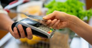 НБУ, Visa и Mastercard подписали меморандум: как будут снижаться комиссии интерчейндж в Украине