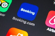 Booking.com спрощує оплату бронювань для мандрівників