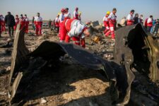 Иран определился с суммой компенсаций семьям жертв сбитого самолета МАУ