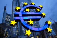 Инфляция евро в ноябре достигла рекордных значений