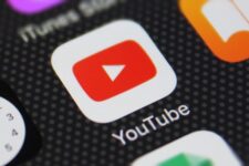 YouTube тестирует функцию создания коротких клипов