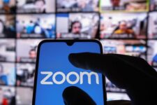 Zoom має намір створити конкурента сервісів Google і Microsoft