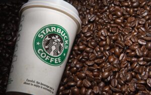В Украине начнут продавать кофе бренда Starbucks – СМИ