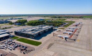 Пассажиропоток “Борисполя” упал до показателей 14-летней давности