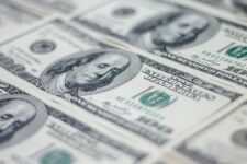 Експерти спрогнозували курс долара США у 2021 році