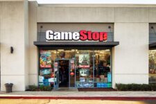 GameStop залучає інвестиції для розширення своєї частки на ринку електронної комерції