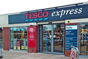 Скандал через мінімалку: в Британії більше 130 компаній “збагатилися” за рахунок співробітників