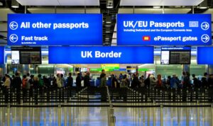 Англия изменила правила въезда в страну: они вступают в силу 15 января