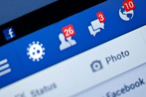 Facebook блокирует новостной контент австралийских информагентств