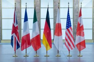 Инвестиционный климат Украины стал темой встречи президента ЕБРР и послов G7