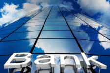 Важный для сотрудничества с МВФ: Рада приняла за основу «банковский» законопроект