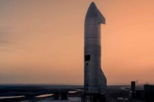 Прототип ракеты Илона Маска для полетов на Марс и Луну взорвался после посадки — видео