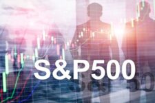 Індекс S&P 500 опустився до мінімального з часів президентства Ніксона рівня