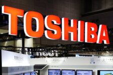 Корпорація Toshiba розділиться на три незалежні компанії?