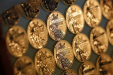 Дорогоцінні та цинкові: чи варто інвестувати у пам’ятні монети