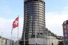 Банкам следует бдительней относиться к криптоактивам — Базельский комитет