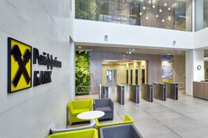 Один из крупнейших украинских банков сменил название