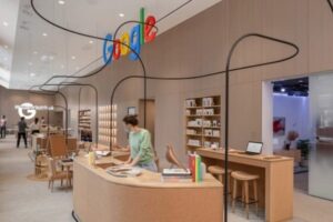 Google открывает первый розничный магазин — фото