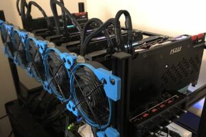 Майнинговое оборудование на $1,6 млн уничтожили катком в Малайзии