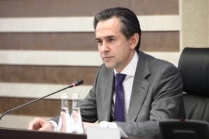 Суммарный объем зарплат в конвертах в Украине достиг 500 млрд грн — министр экономики