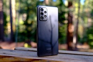 Samsung официально представил модель Galaxy A52s 5G: какие характеристики у новинки?