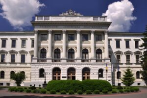 Впервые в Украине: Львовский университет открыл программу квантового программирования