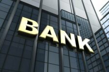 Продається банк: знакові угоди на українському банківському ринку