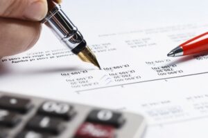 Набула чинності податкова амністія: кому слід подавати декларацію