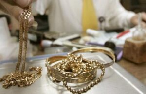 Первому ломбарду 403 года: интересные факты из истории кредитного учреждения