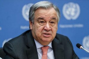 Пандемия загнала миллионы людей в нищету — Генсек ООН