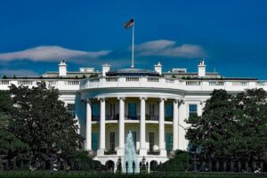 Дефолта не будет: Сенат США одобрил временные изменения