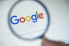 Google відключила платежі з Росії