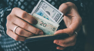 У листопаді долар може стрімко зрости: спекулянти мають хитрий план