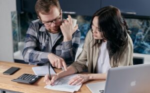 Психологія на службі у фінансів: які звички прирікають нас на невдачі з грошима