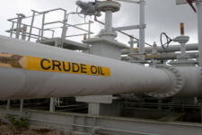 США звільнять 50 млн барелів нафти зі стратегічного резерву, щоб стримати світові ціни