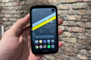 Balmuda Phone – компактний телефон за $900 від японського виробника тостерів