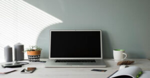 Чоловік із Німеччини домігся матеріальної компенсації за травму спини на віддаленій роботі