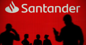 Банк Santander помилково відправляє тисячам британців різдвяний бонус у розмірі 130 мільйонів фунтів стерлінгів