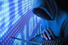 Взлом правительственных сайтов: хакеры использовали две вредоносные программы